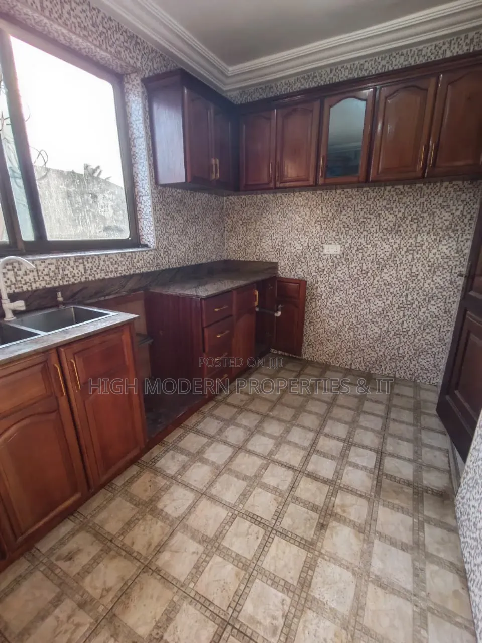 2bdrm Apartment in Bushroad, Teshie for rent