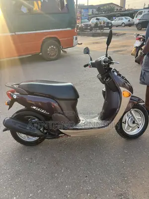 Yamaha 2015 Black