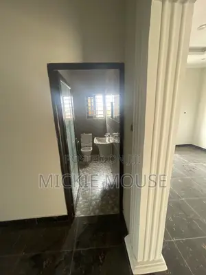 2bdrm Apartment in Old Ashomang for rent