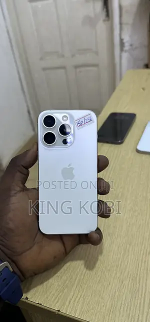 Apple iPhone 15 Pro 256 GB White
