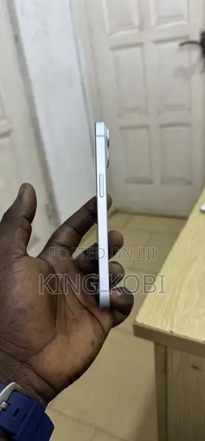 Apple iPhone 15 256 GB White
