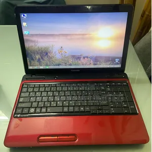 Laptop Toshiba Satellite Pro L630-14J 6GB Intel Core i5 HDD 500GB