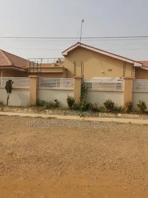 5bdrm House in Spintex Total for rent