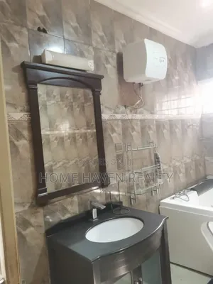 5bdrm House in Spintex Total for rent