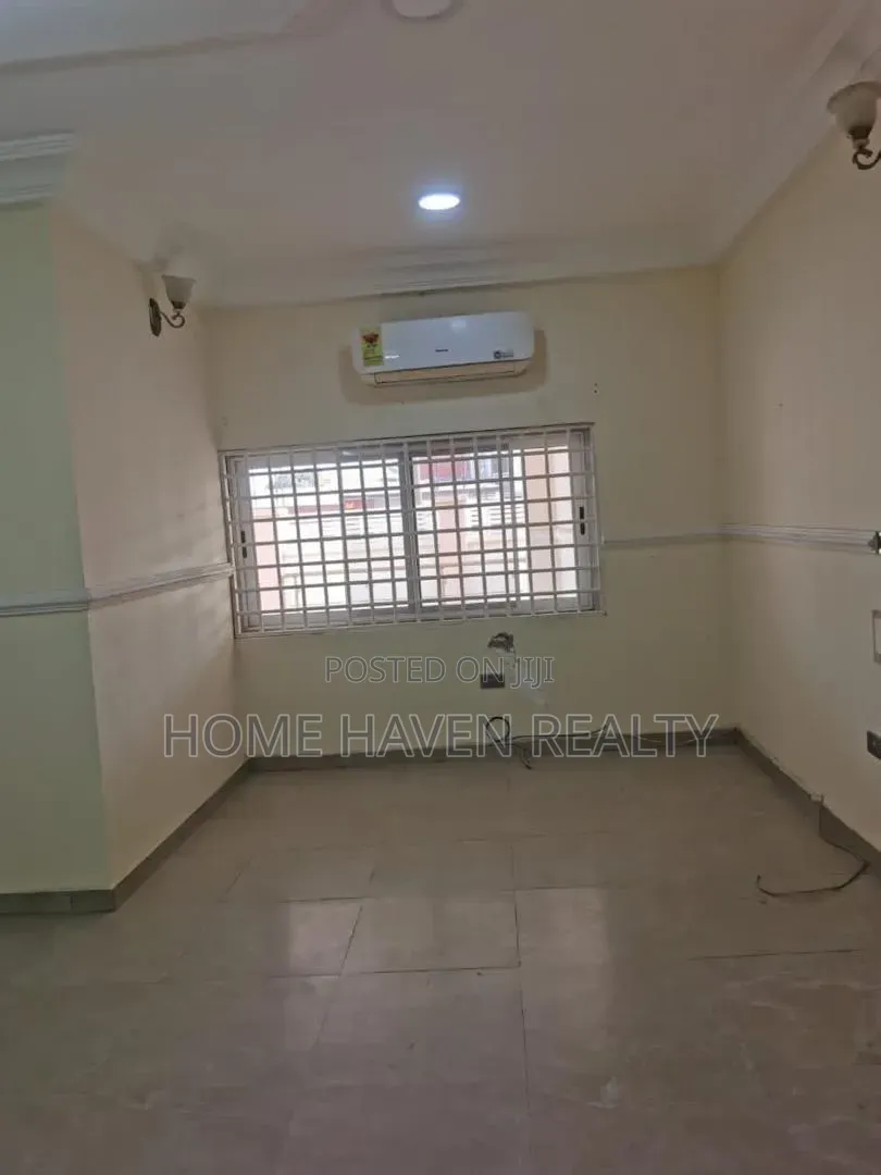 5bdrm House in Spintex Total for rent