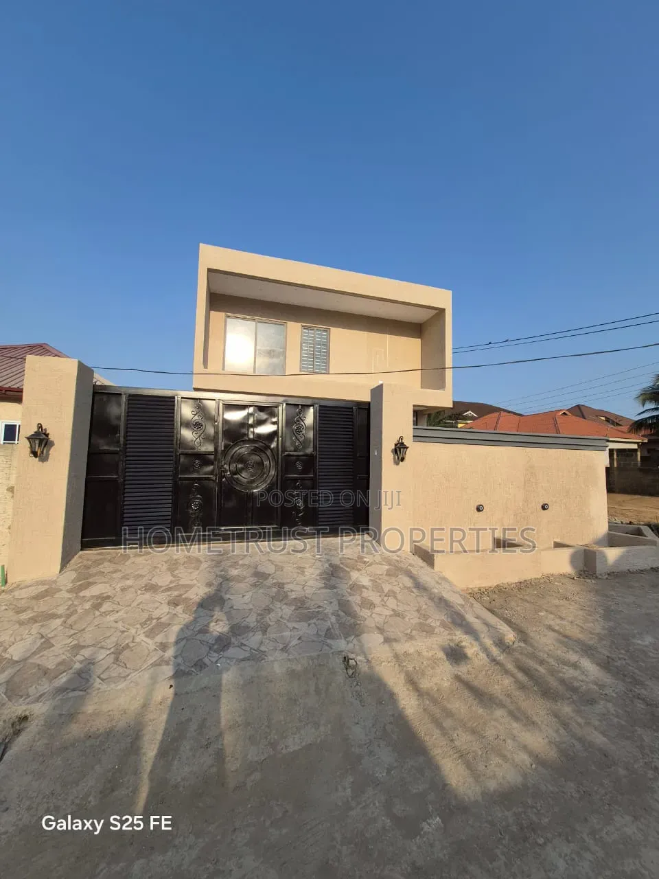 3bdrm Duplex in Amasaman Satellite for sale