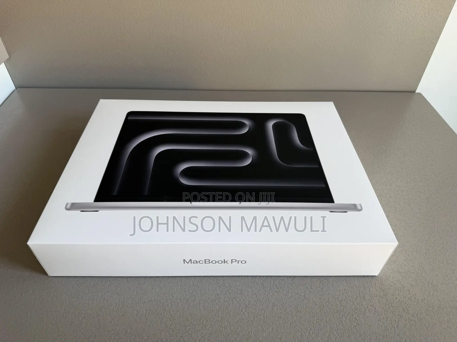 New Laptop Apple MacBook Pro 2025 M5 16GB Apple M5 SSD 1T