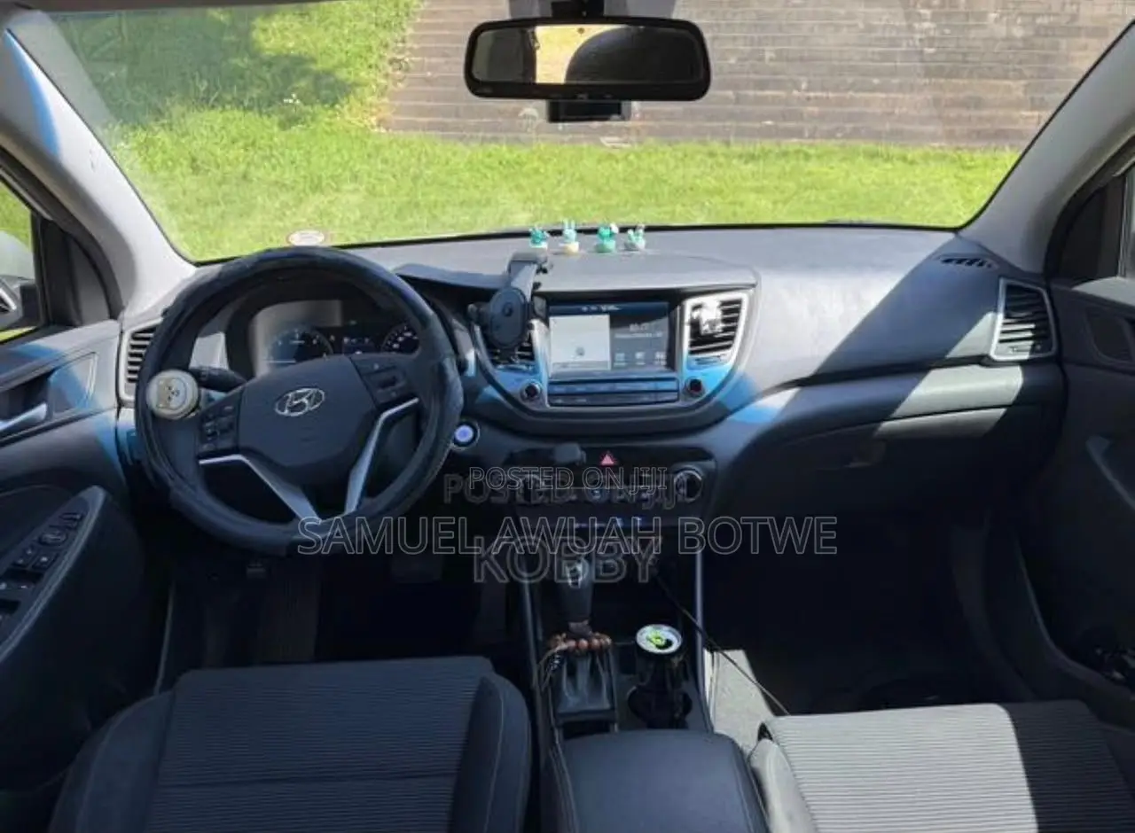 Hyundai Tucson 2017 Gray