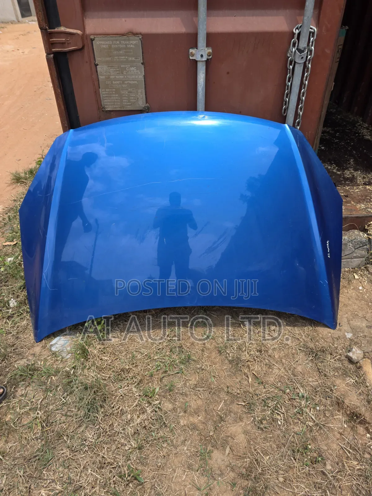 Hyundai Elantra Bonnet