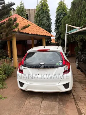 Honda Fit EX 4dr Hatchback (1.5L 4cyl 6M) 2015 White