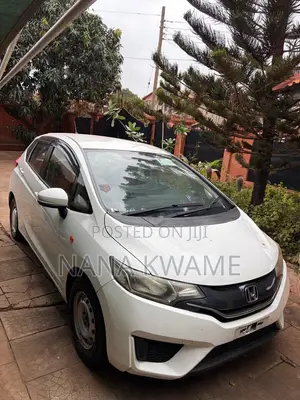 Honda Fit EX 4dr Hatchback (1.5L 4cyl 6M) 2015 White