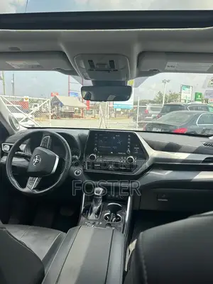 Toyota Highlander Limited 2021 Gray