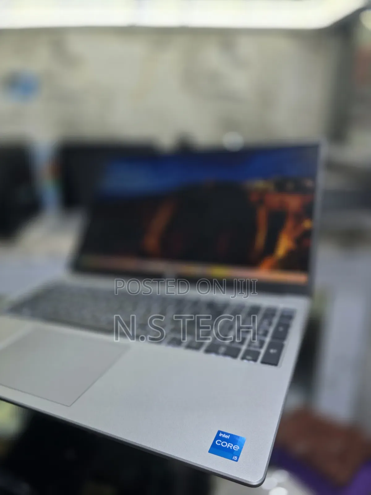 New Laptop HP 250 G10 16GB Intel Core i5 SSD 512GB