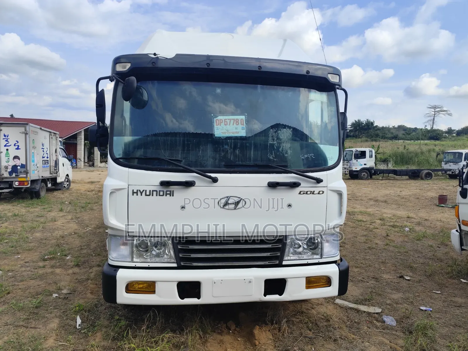 Hyundai Gold Double Axle. Manual Engine.