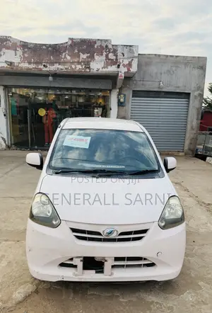 Daihatsu Mira 2013 Pink