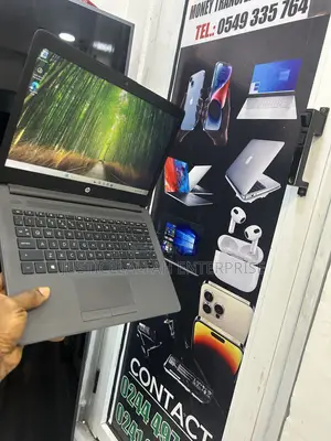 Laptop HP 240 G7 4GB Intel Celeron SSD 128GB