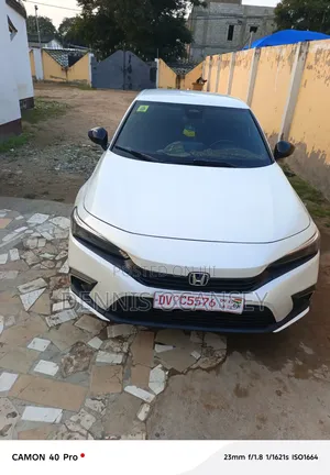 Honda Civic 2022 White