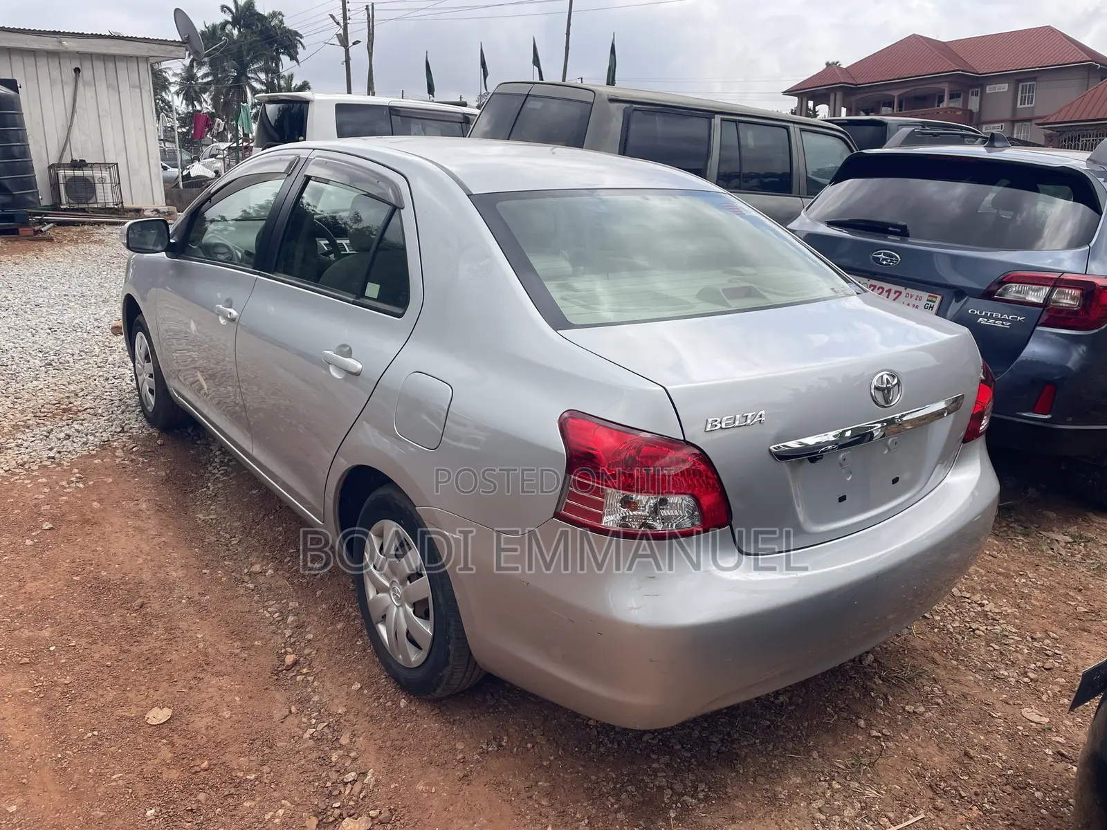 Toyota Belta 2010 Silver