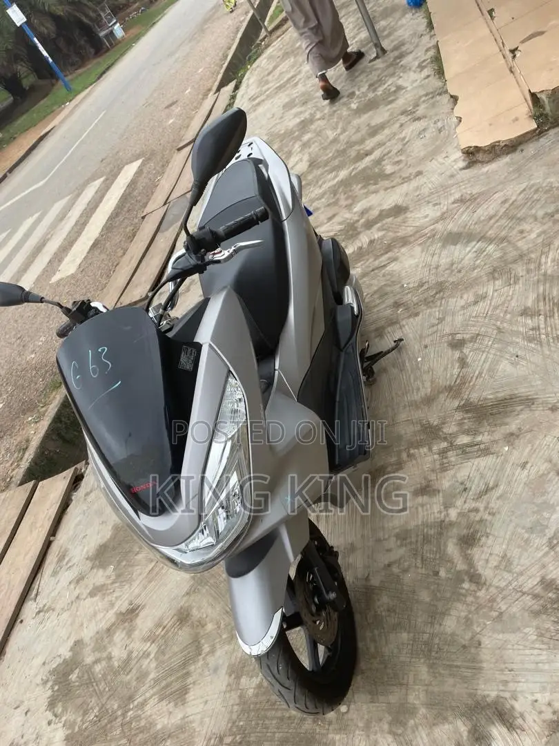 Honda 2023 Silver