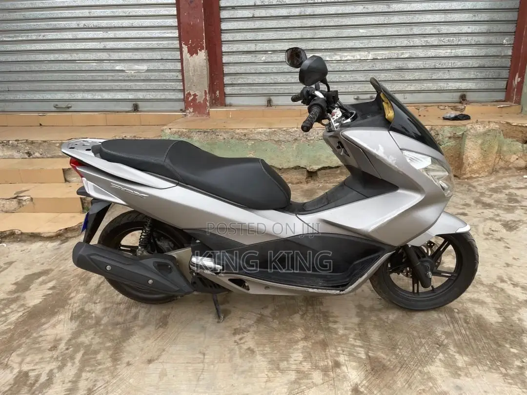 Honda 2023 Silver