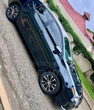 Toyota Corolla 2016 Black