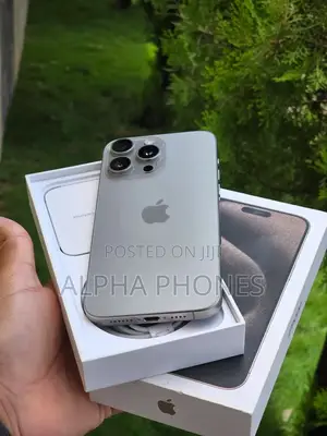 Apple iPhone 15 Pro Max 512 GB Silver