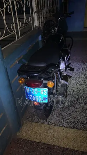 Bajaj Boxer 2025 Black