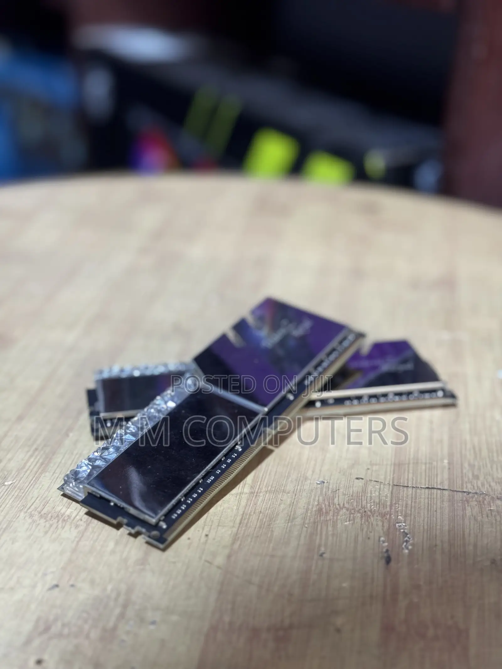 32gb(16x2 ) Trident Royal Rams RGB