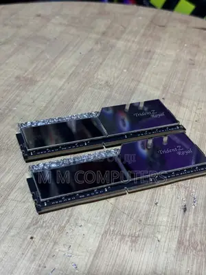 32gb(16x2 ) Trident Royal Rams RGB