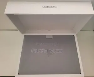 New Laptop Apple MacBook Pro 2024 M3 18GB Apple M3 Pro SSD 512GB
