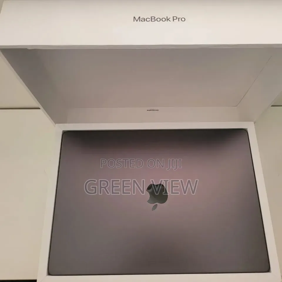 New Laptop Apple MacBook Pro 2024 M3 18GB Apple M3 Pro SSD 512GB