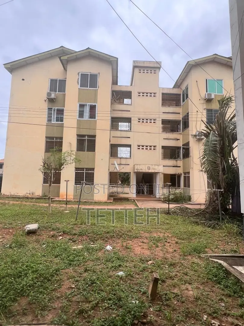 3bdrm Apartment in Adenta Ssnit Flat for sale