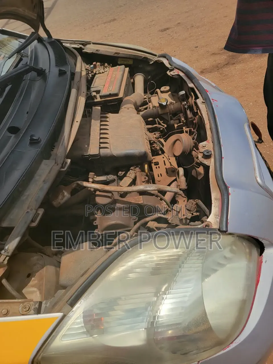 Toyota Vitz 2010 Silver