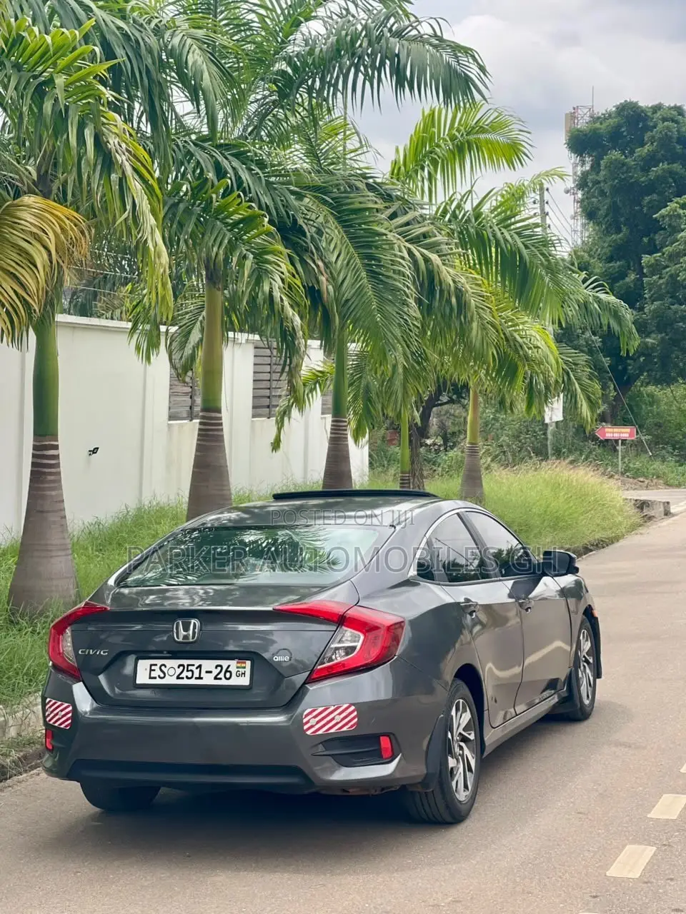 Honda Civic EX 4dr Sedan (2.0L 4cyl) 2017 Gray