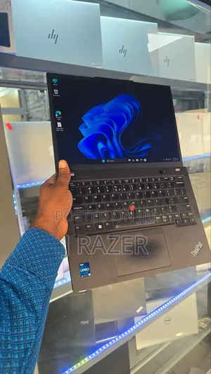 Laptop Lenovo ThinkPad X13 Gen 4 16GB Intel Core i5 SSD 512GB