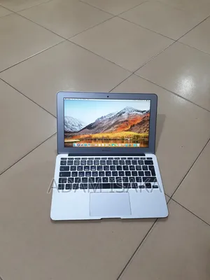 Laptop Apple MacBook Air 2012 4GB Intel Core i5 SSD 128GB