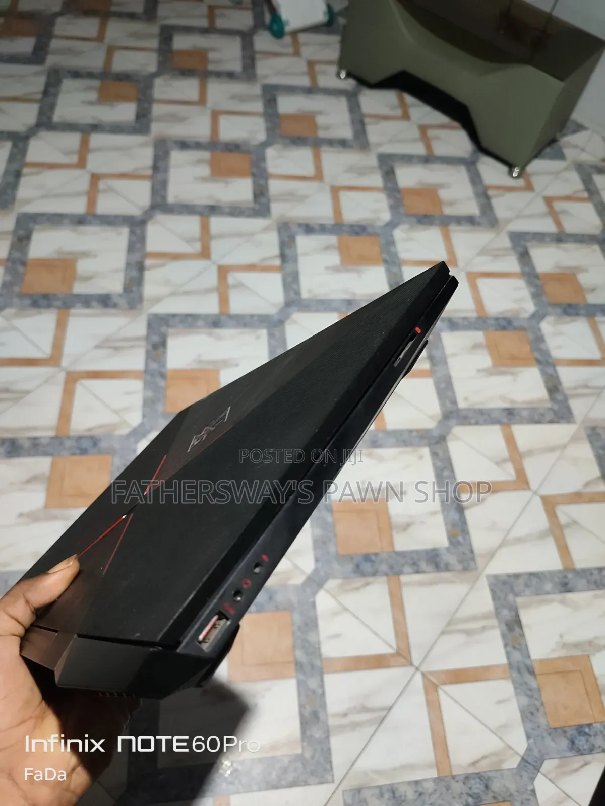 Laptop HP Omen 15 16GB Intel Core i5 HDD+SSD 512GB