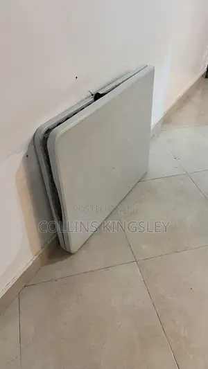Foldable Table