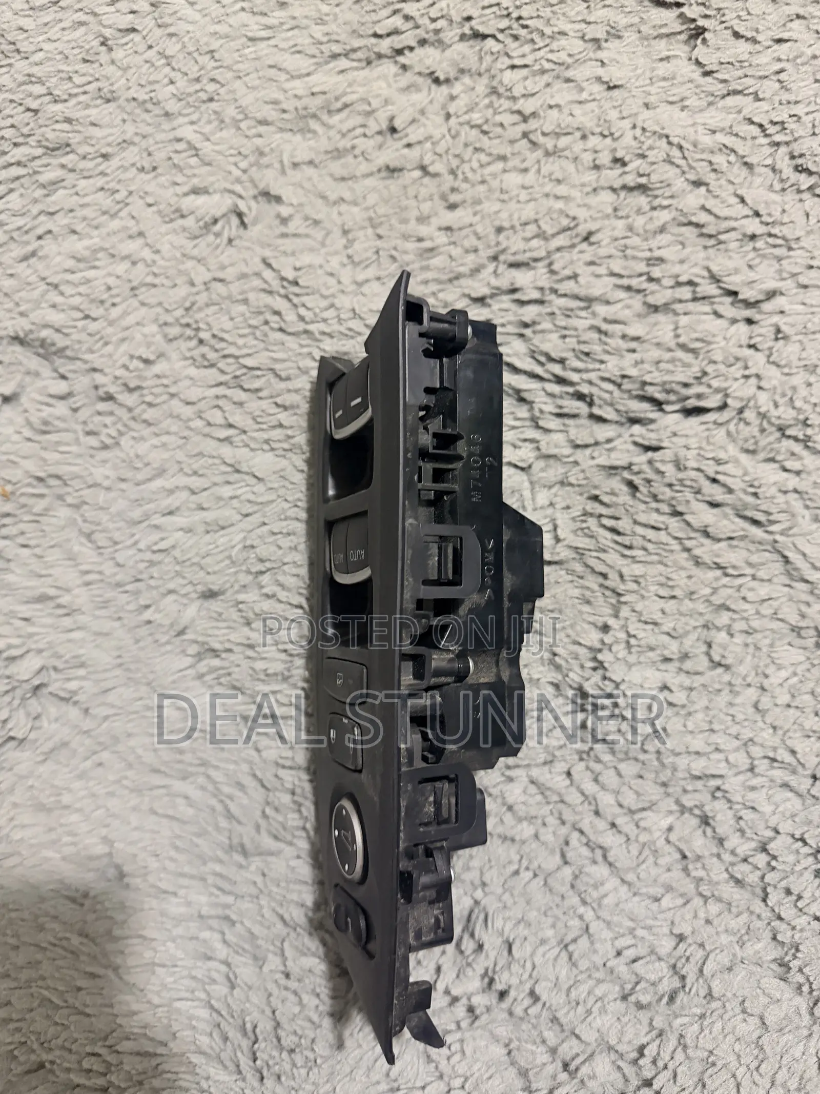 2021-2022 Accord Master Door Controller