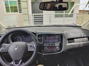 Mitsubishi Outlander SEL AWC 2019 Gray