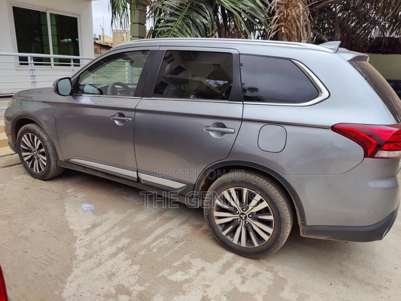 Mitsubishi Outlander SEL AWC 2019 Gray