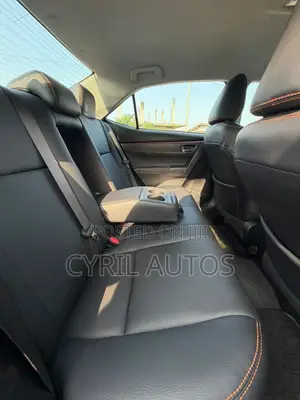 Toyota Corolla SE 4dr Sedan (1.8L 4cyl CVT) 2017 Black
