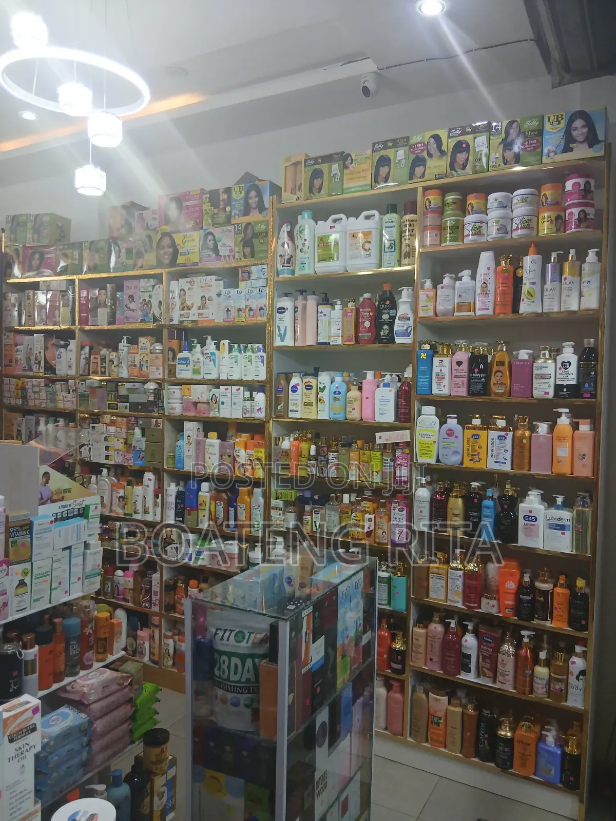 Biggles Cosmetics and Wigs