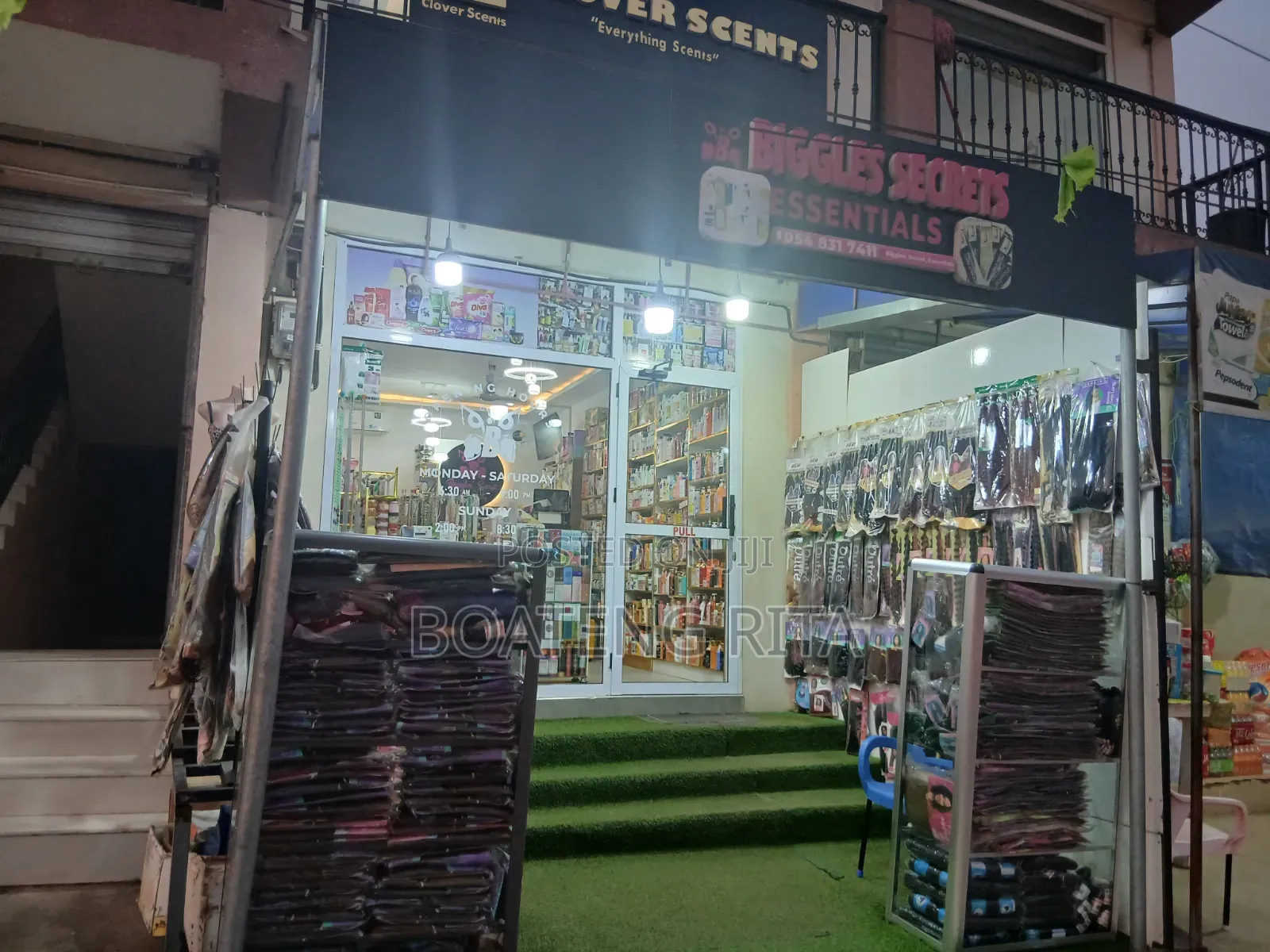 Biggles Cosmetics and Wigs