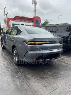 New BYD Destroyer 05 DM-i 1.5 Hybrid FWD 2025 Gray