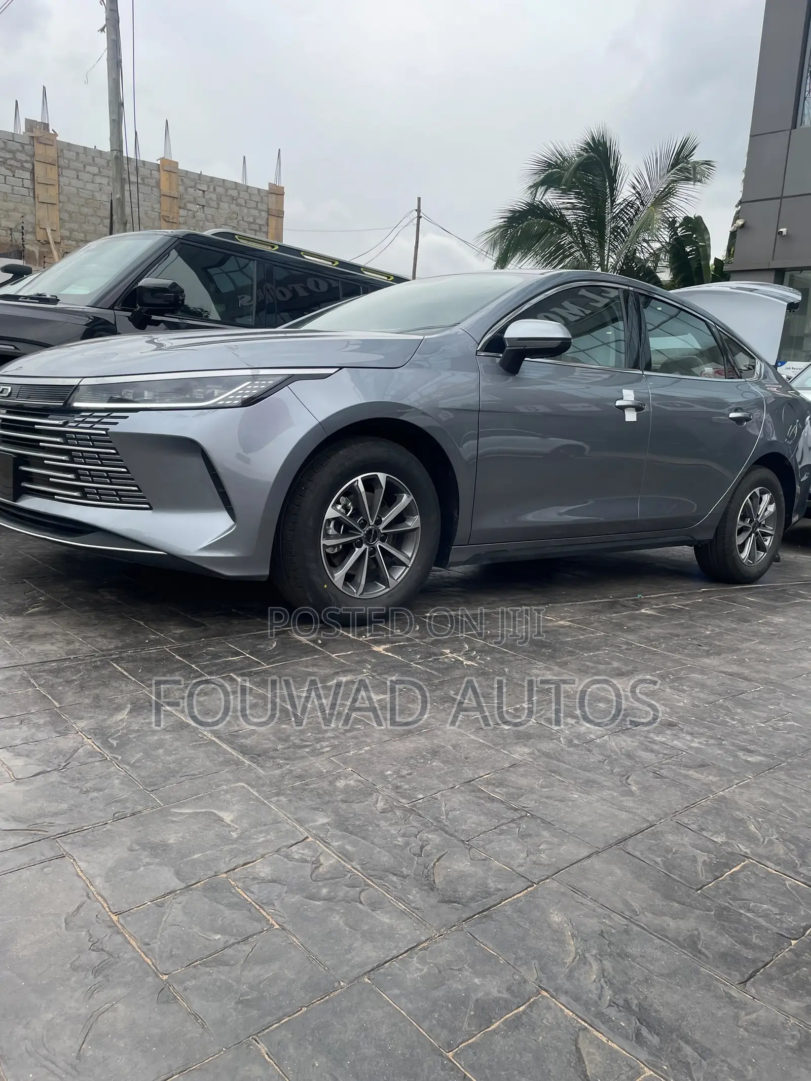 New BYD Destroyer 05 DM-i 1.5 Hybrid FWD 2025 Gray