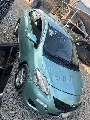 Toyota Belta 2010 Green