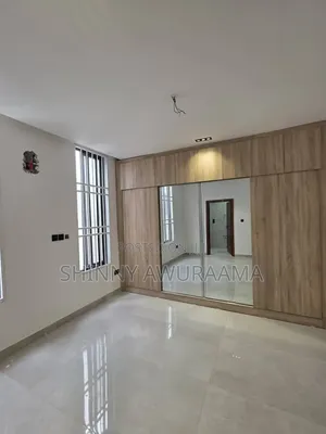 3bdrm House in East Legon Hills, School Junction for sale