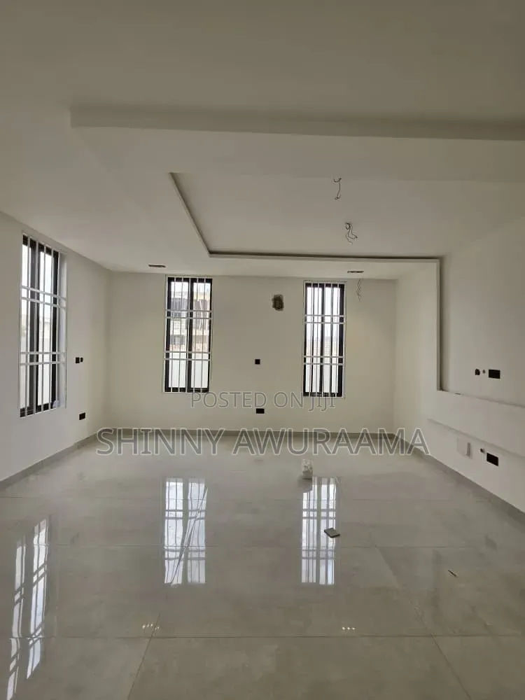 3bdrm House in East Legon Hills, School Junction for sale