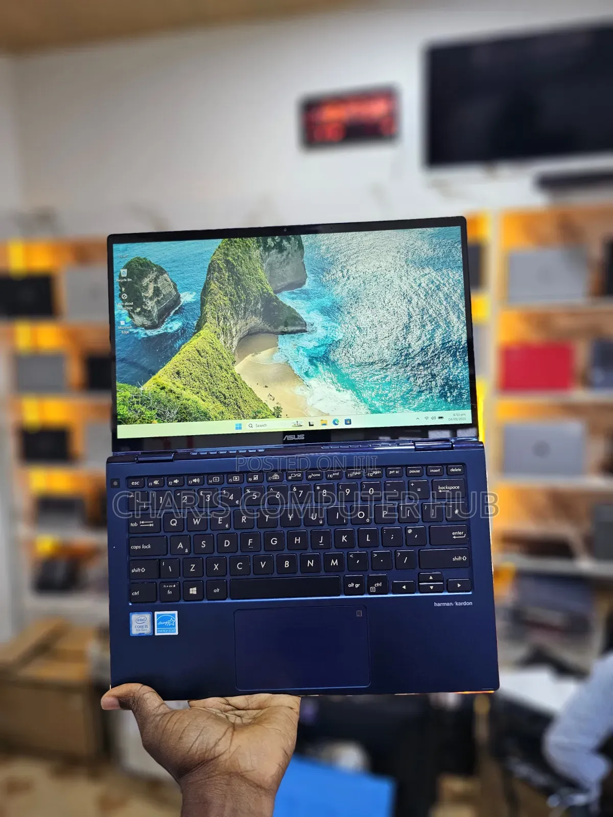 Laptop Asus ZenBook UX303UA 8GB Intel Core i5 SSD 256GB